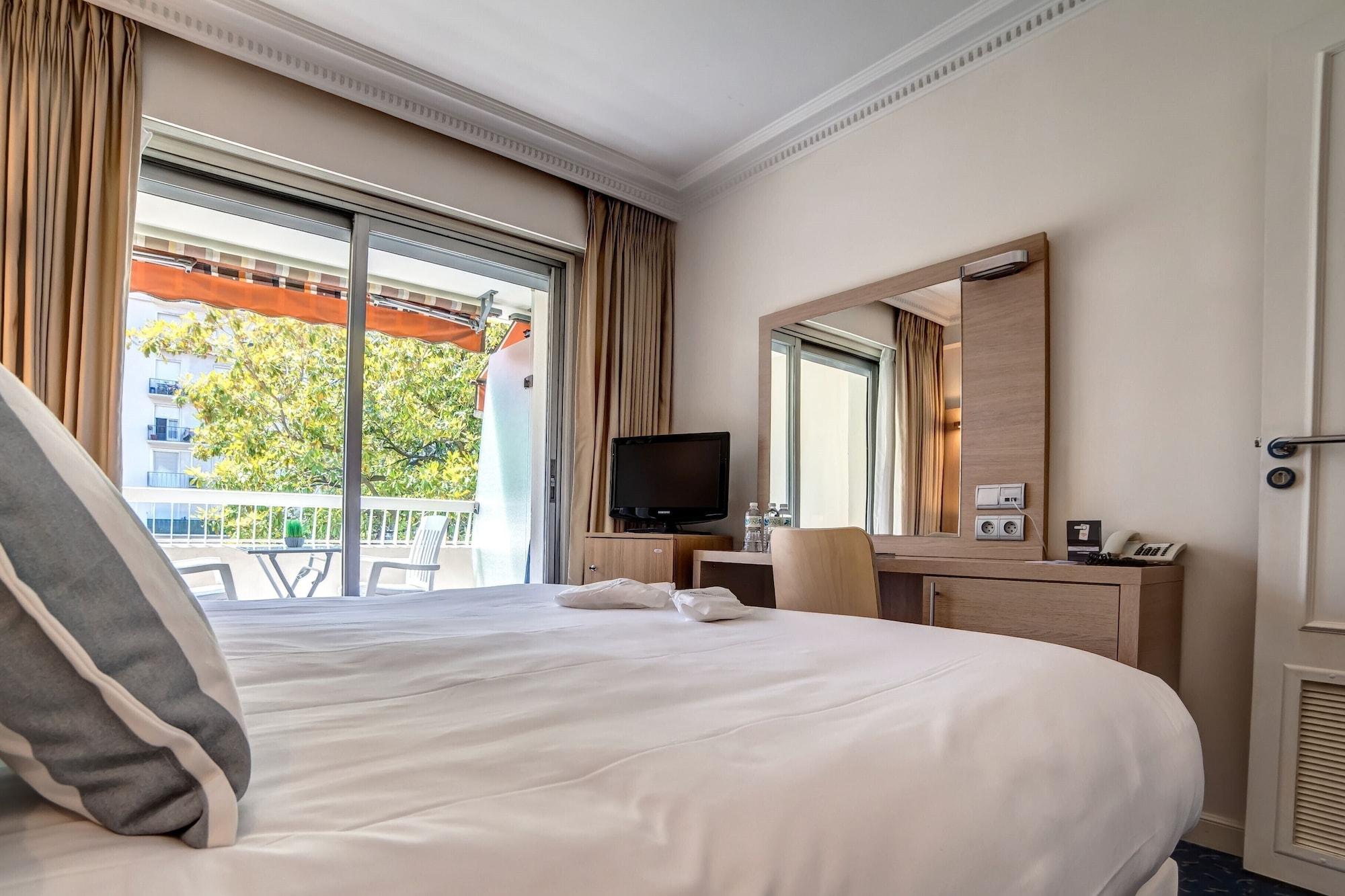 Hotel Victoria คานส์ ภายนอก รูปภาพ