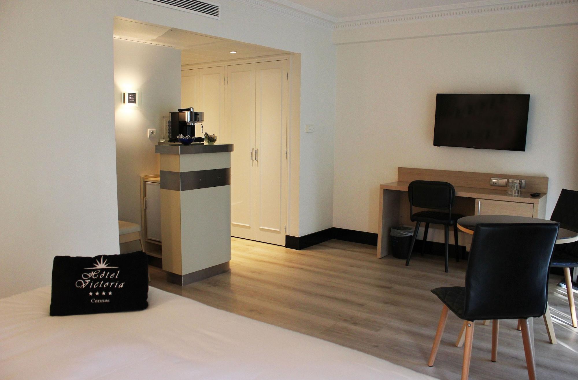 Hotel Victoria คานส์ ภายนอก รูปภาพ