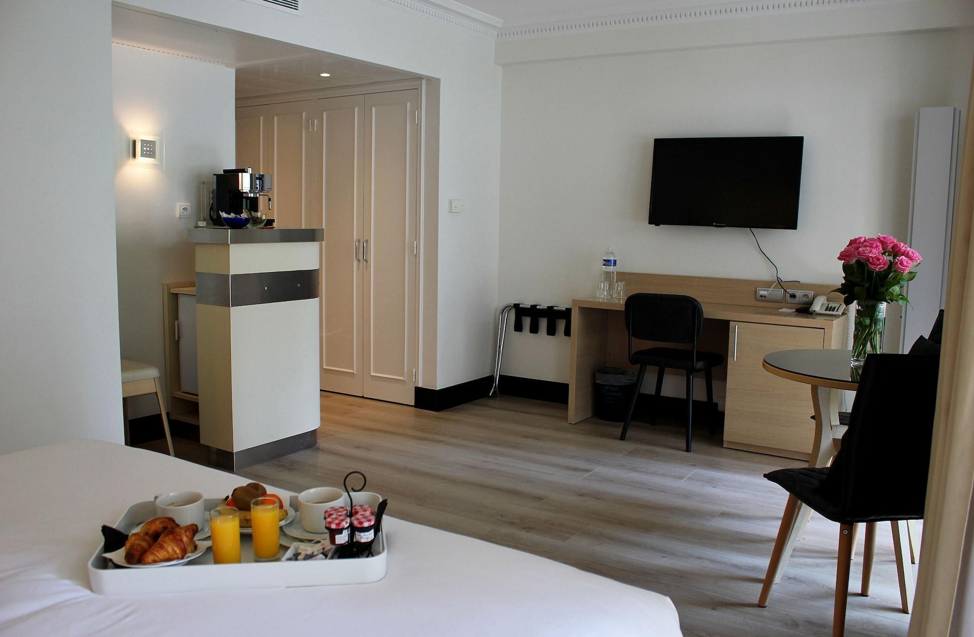 Hotel Victoria คานส์ ภายนอก รูปภาพ