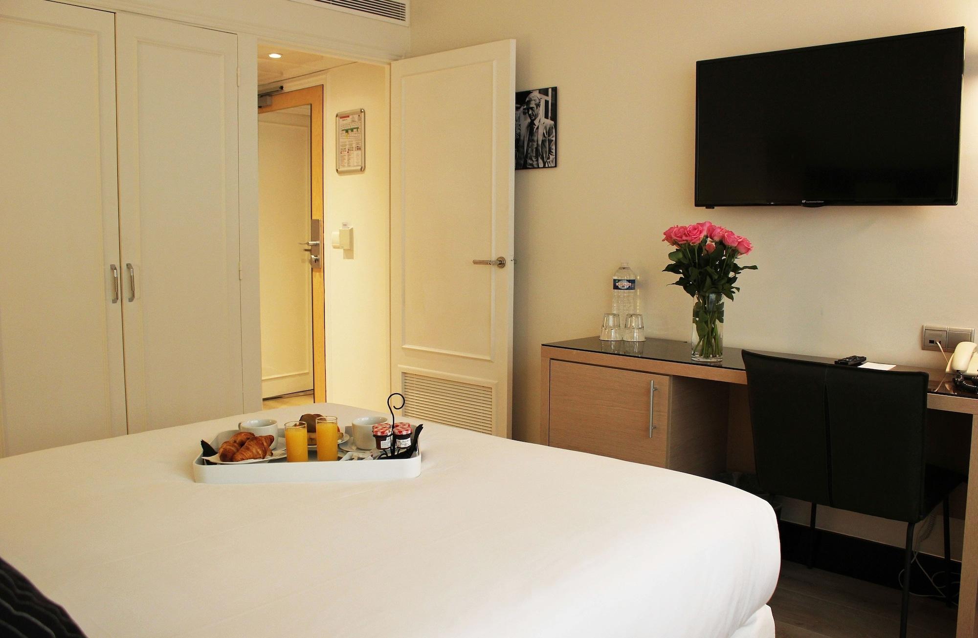 Hotel Victoria คานส์ ภายนอก รูปภาพ