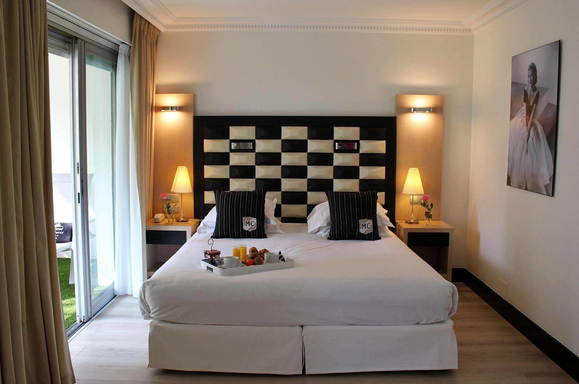 Hotel Victoria คานส์ ภายนอก รูปภาพ